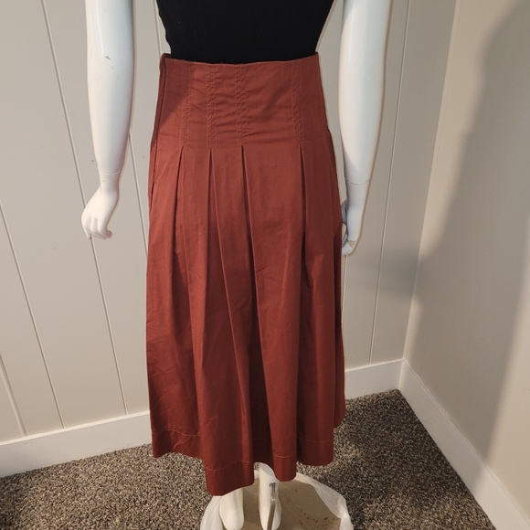 Zara SZ XS Long Pleated Skirt- Rust - Side zip - Picture 4 of 7